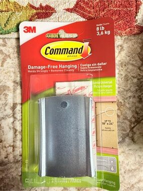 Commando Damage-Free Hanging Jumbo Universal Picture Hanger - Silver